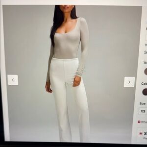 Lululemon Wundermost Square-Neck Bodysuit Sz:M Riverstone